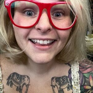 Meet your Posher, Kristin